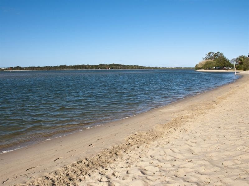 26 Broadwater Avenue, Maroochydore QLD 4558