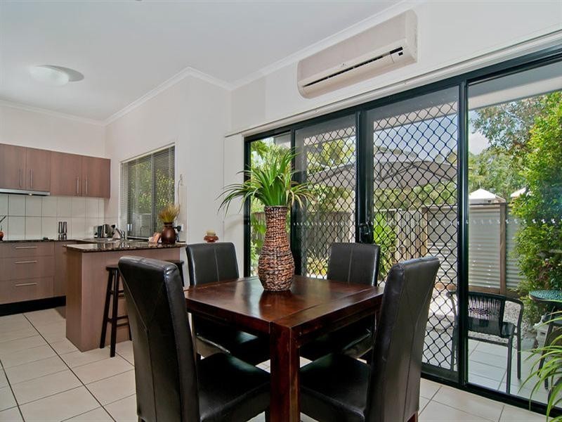 5/2 Urambi Court, Mountain Creek QLD 4557