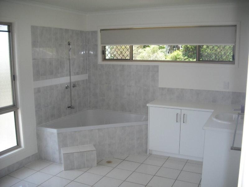 9 Somerset Drive, Buderim QLD 4556