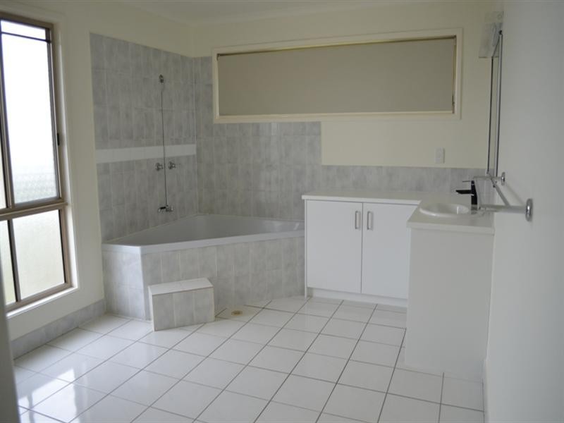 9 Somerset Drive, Buderim QLD 4556
