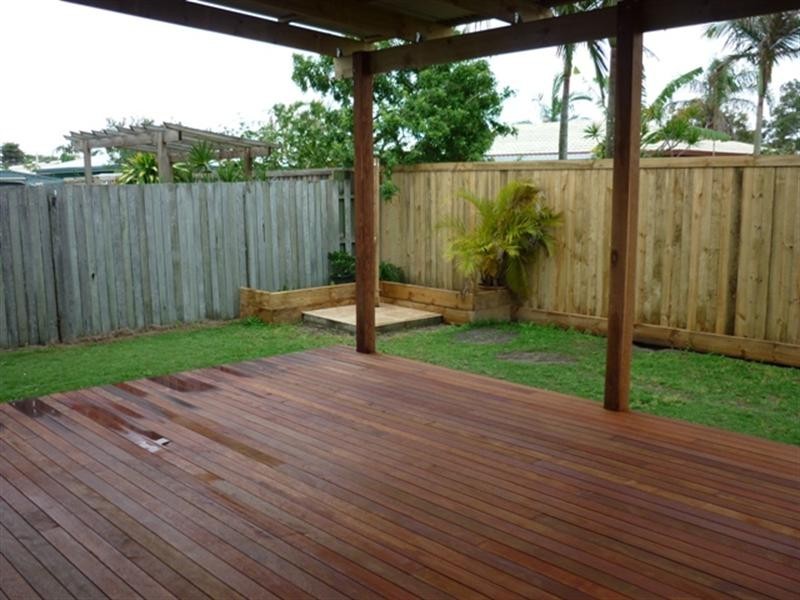 9 MInkara Street, Warana QLD 4575