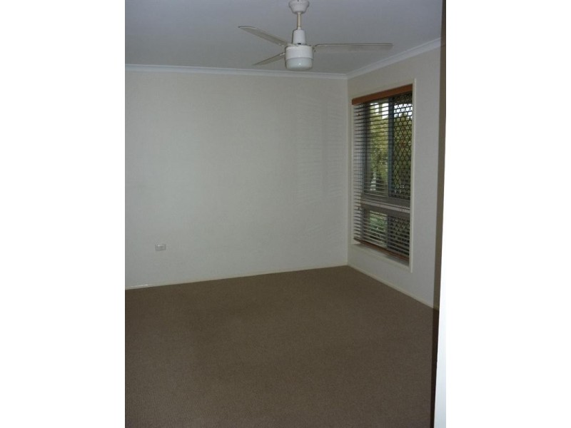 9 MInkara Street, Warana QLD 4575