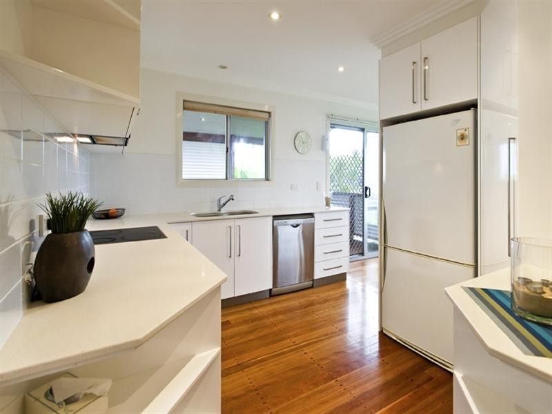 16 Broadwater Avenue, Maroochydore QLD 4558