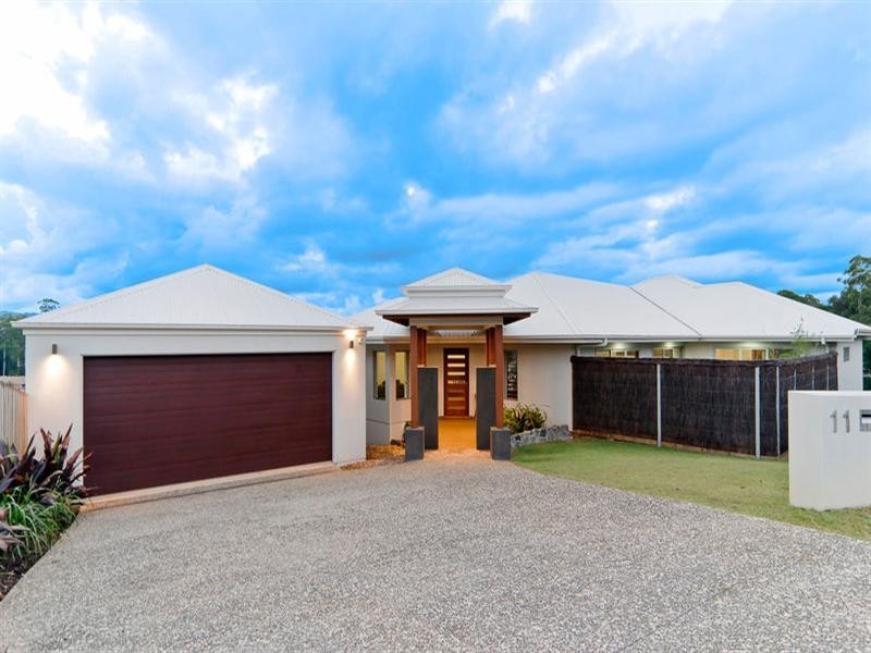 11 Lewis Place, Woombye QLD 4559