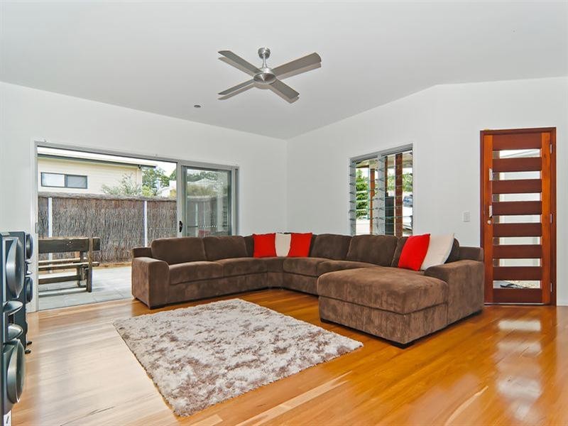 11 Lewis Place, Woombye QLD 4559