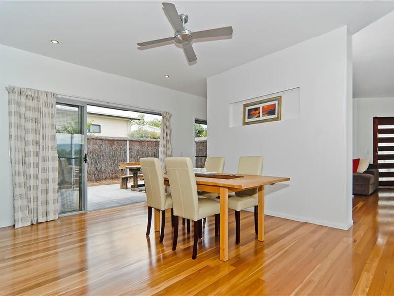 11 Lewis Place, Woombye QLD 4559