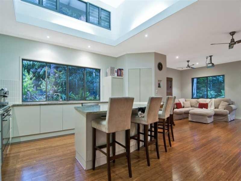 25 Bowerbird Place, Mons QLD 4556