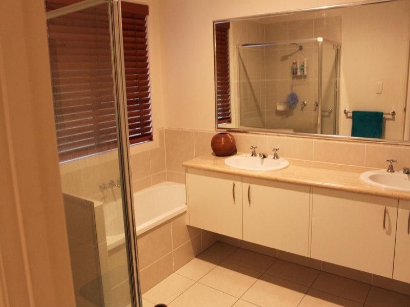 26 Nandewar Drive, Buderim QLD 4556