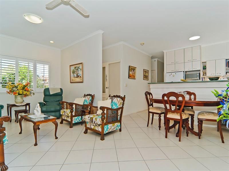 Villa 8/10 Price Lane, Buderim QLD 4556