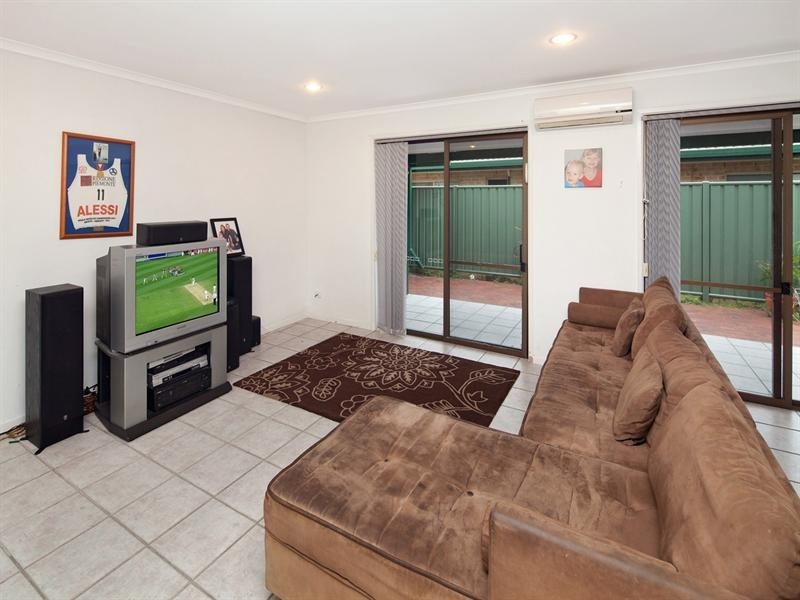 5 Marana Street, Warana QLD 4575