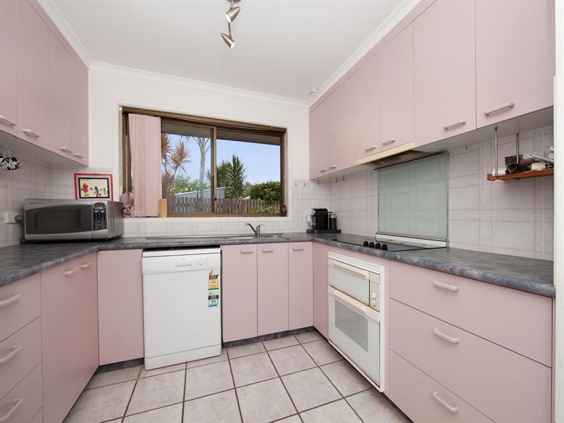 5 Marana Street, Warana QLD 4575