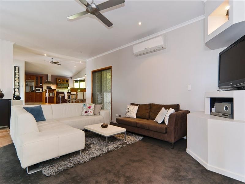 17 St Antons Drive, Mons QLD 4556