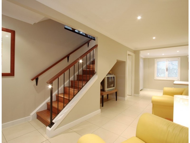 61 Eckersley Avenue, Buderim QLD 4556