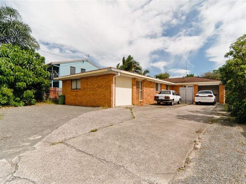 76 and 74 Nicklin Way, Parrearra QLD 4575