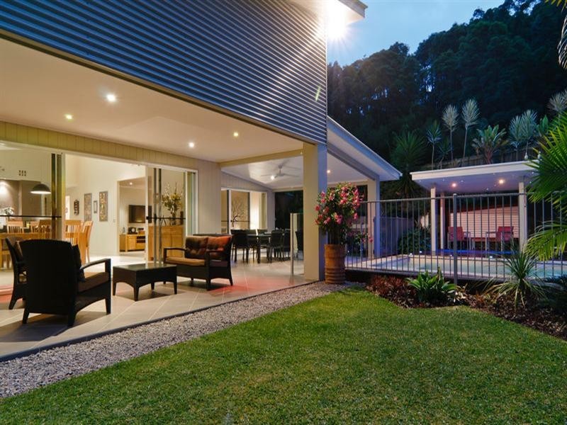 8 Hillview Drive, Buderim QLD 4556