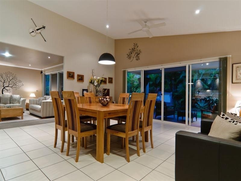 8 Hillview Drive, Buderim QLD 4556