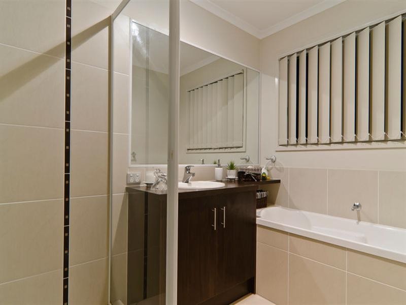 8 Hillview Drive, Buderim QLD 4556