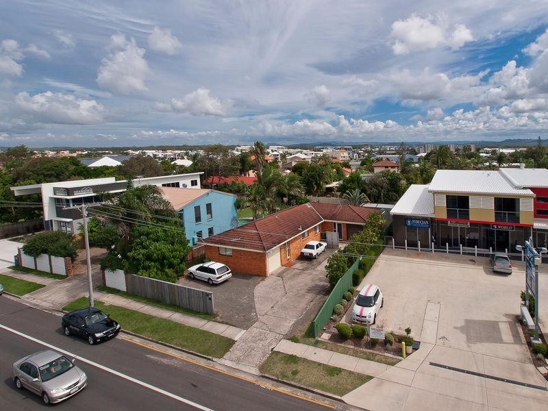 74 and 76 Nicklin Way, Parrearra QLD 4575