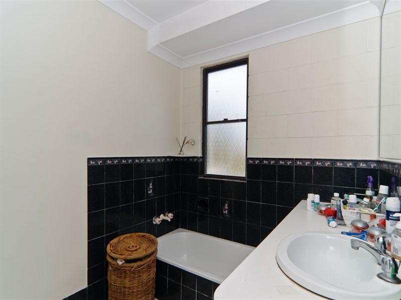 74 and 76 Nicklin Way, Parrearra QLD 4575