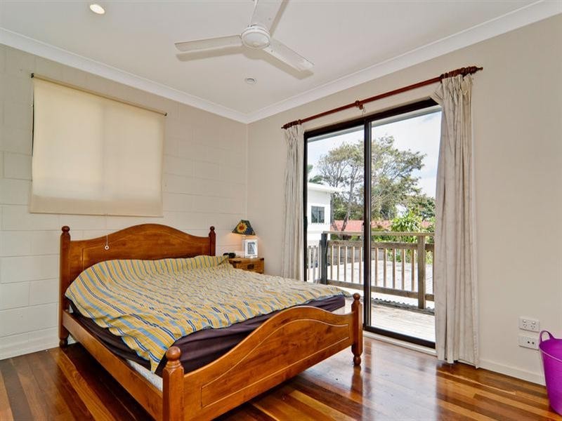 74 and 76 Nicklin Way, Parrearra QLD 4575