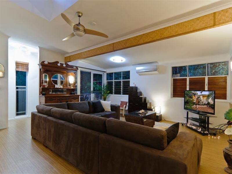 24 Tarnkun Street, Alexandra Headland QLD 4572