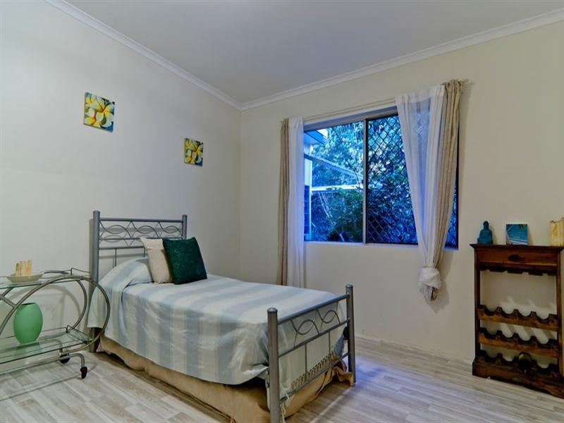 24 Tarnkun Street, Alexandra Headland QLD 4572