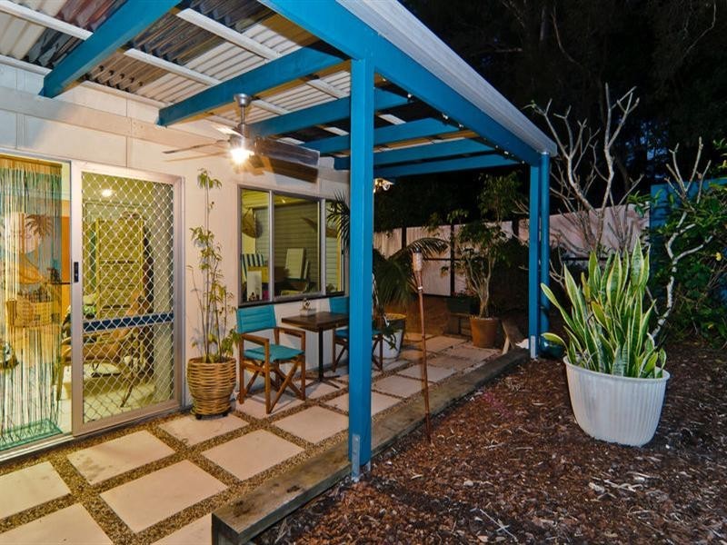 24 Tarnkun Street, Alexandra Headland QLD 4572