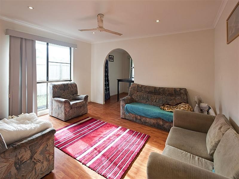 18 Karawatha Drive, Mountain Creek QLD 4557