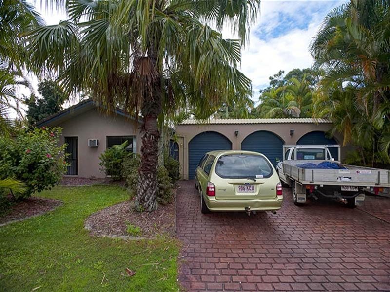 18 Karawatha Drive, Mountain Creek QLD 4557