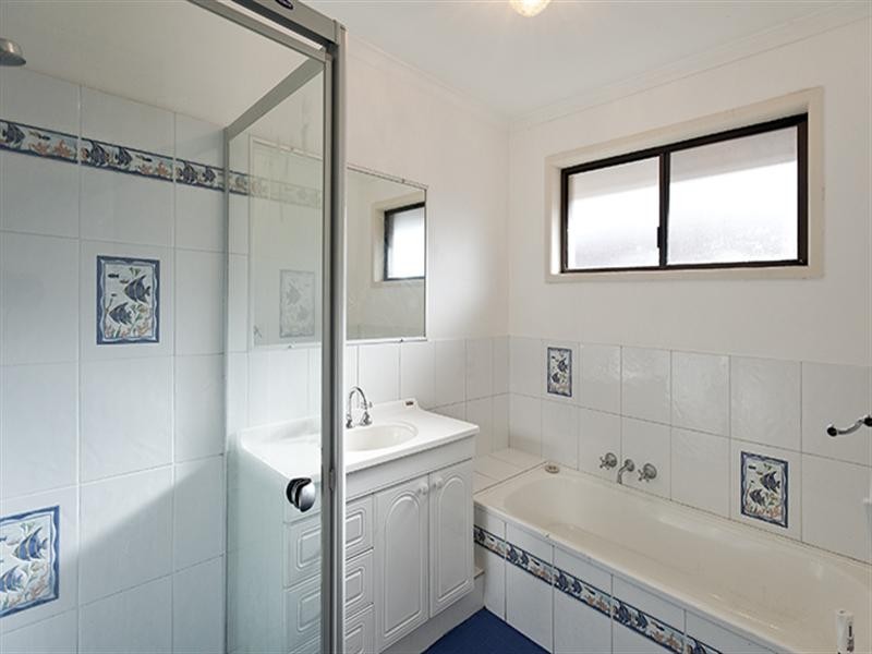 18 Karawatha Drive, Mountain Creek QLD 4557