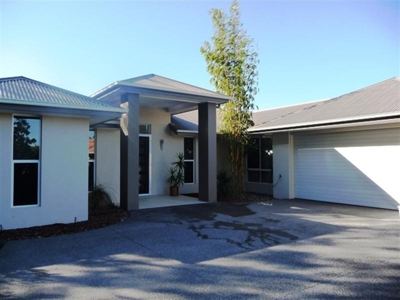 69 Prestwick Drive, Twin Waters QLD 4564