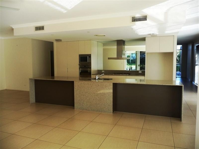 69 Prestwick Drive, Twin Waters QLD 4564