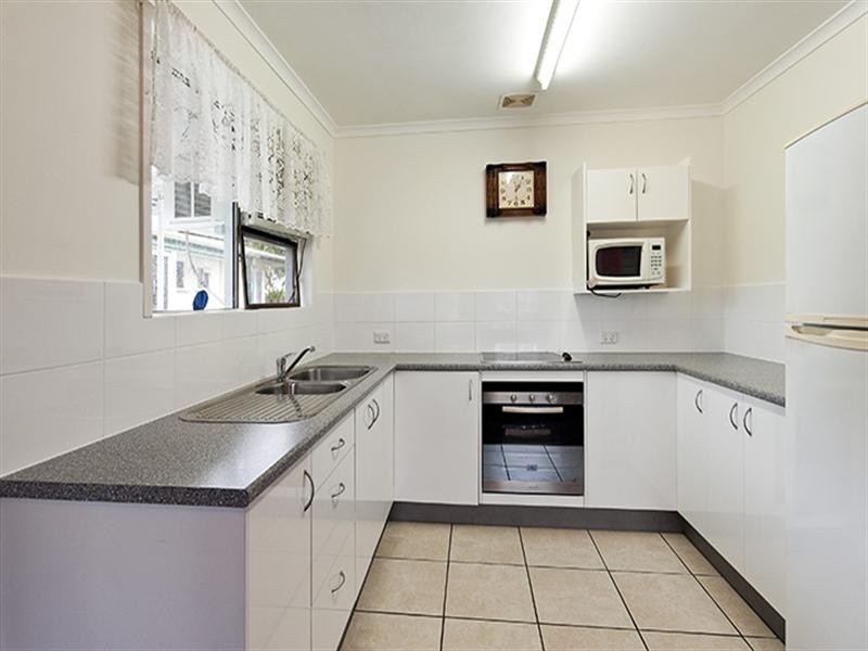 20 Broadsea Avenue, Maroochydore QLD 4558