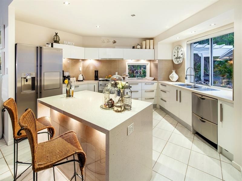 33 Lucida Place, Ilkley QLD 4554