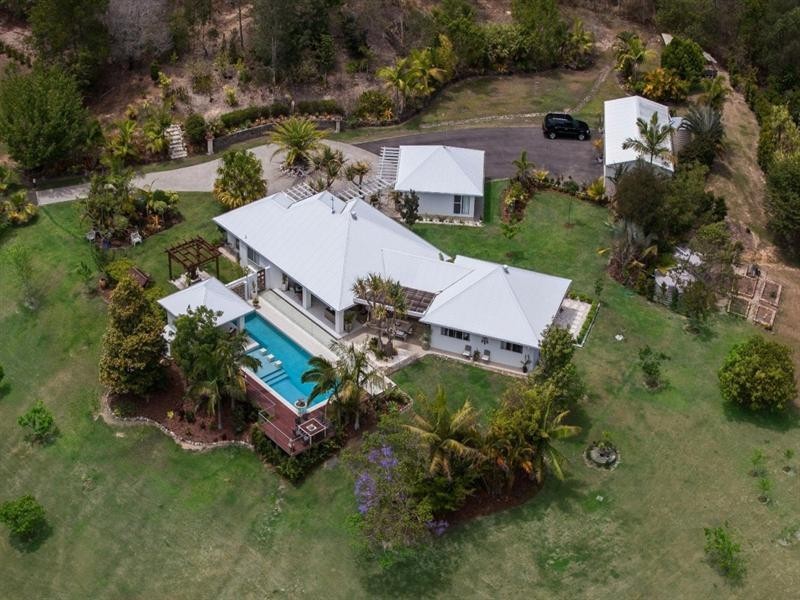 33 Lucida Place, Ilkley QLD 4554