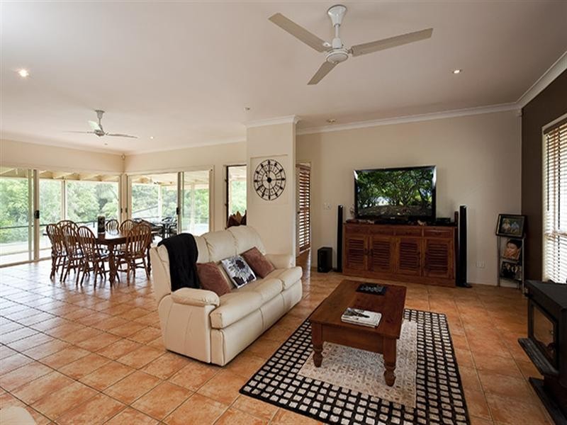 120 Sahara Road, Glass House Mountains QLD 4518