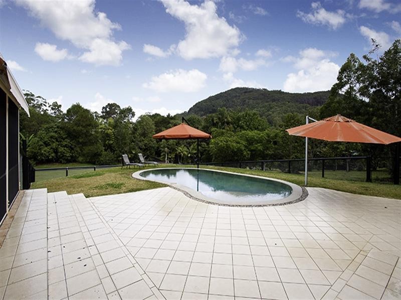 120 Sahara Road, Glass House Mountains QLD 4518