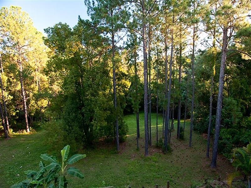 7 Louise Lane, Nambour QLD 4560