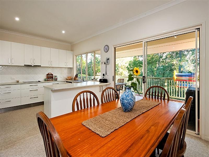 7 Louise Lane, Nambour QLD 4560