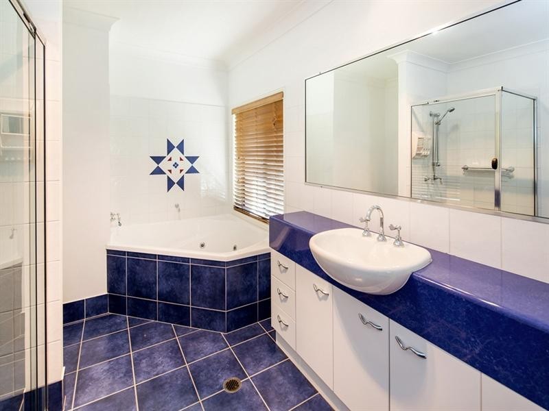 2 Sara Place, Ilkley QLD 4554