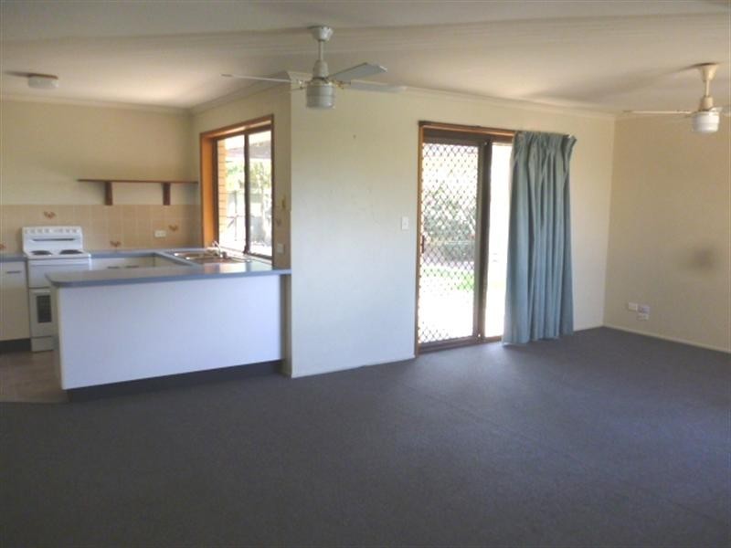 34 Spinnaker Boulevard, Wurtulla QLD 4575