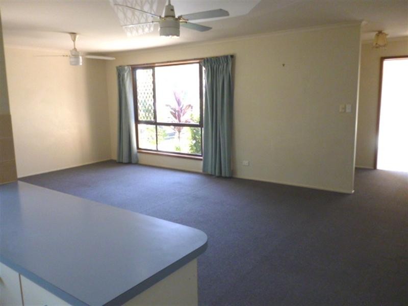 34 Spinnaker Boulevard, Wurtulla QLD 4575