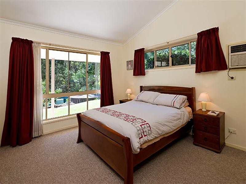 124 Glenview Road, Glenview QLD 4553