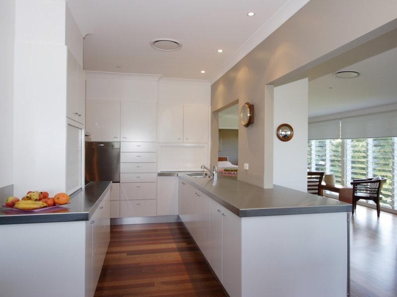 61 Eckersley Avenue, Buderim QLD 4556