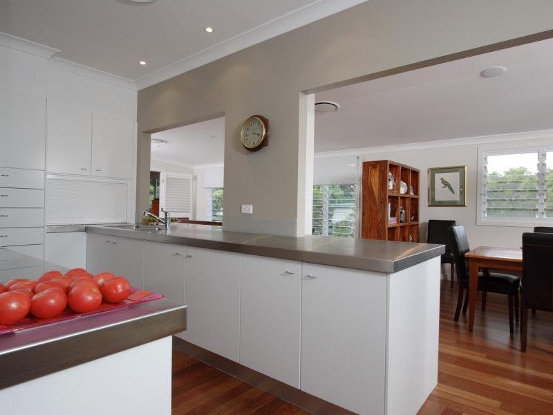 61 Eckersley Avenue, Buderim QLD 4556