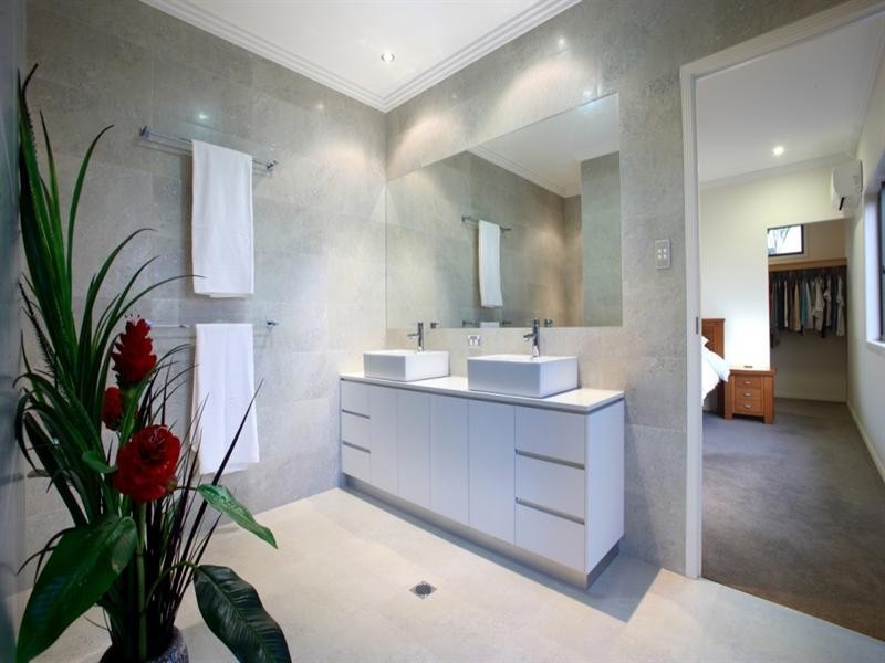 2 Swivel Court, Birtinya QLD 4575