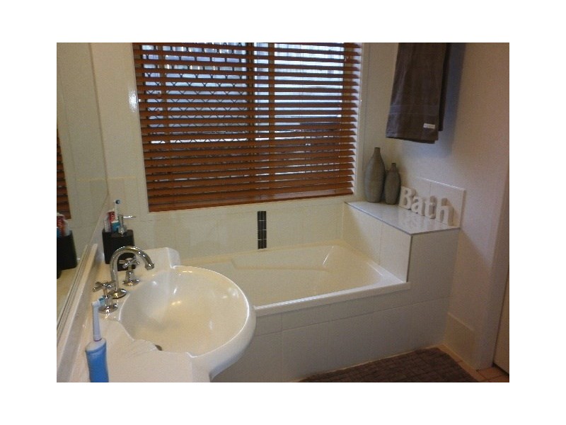 16 Sherry Groom Court, Buderim QLD 4556