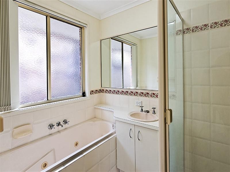 2 Laval Place, Sippy Downs QLD 4556
