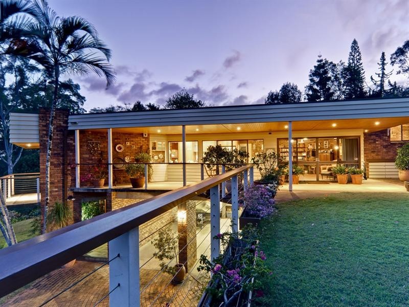 3-5 Kelks Hill Road, Nambour QLD 4560