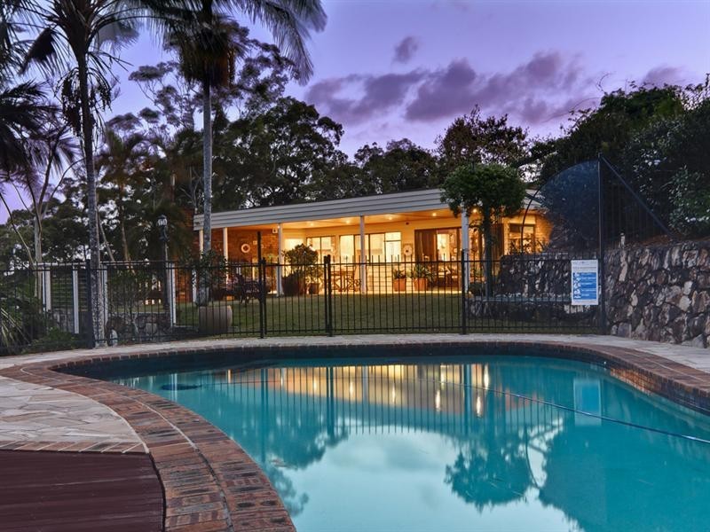 3-5 Kelks Hill Road, Nambour QLD 4560